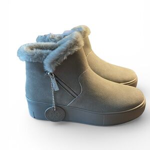 JSlides New in Box Suede Women's Winter Platform Boots with Faux Fur